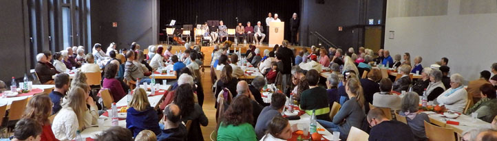 Ein Mahl für alle mit multireligiösem Gebet - Ev. St. Georgsgemeinde Steinbach (Taunus)