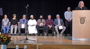 Multireligiöses Gebet für den Frieden - Steinbacher Bügerhaus - musikalischer Gottesdienst und Ein Mahl für alle! Ev. St. Georgsgemeinde Steinbach (Taunus)